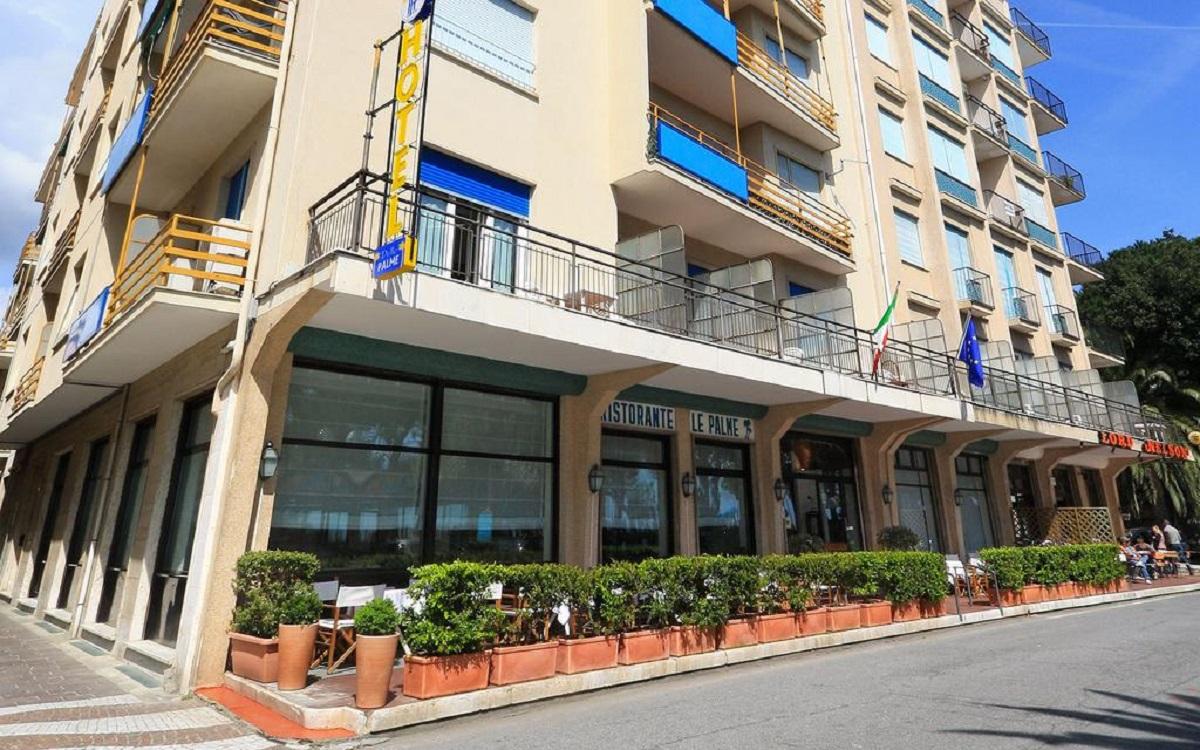 Hotel Delle Palme Letojanni Exterior photo