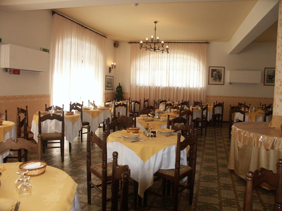 Hotel Delle Palme Letojanni Exterior photo